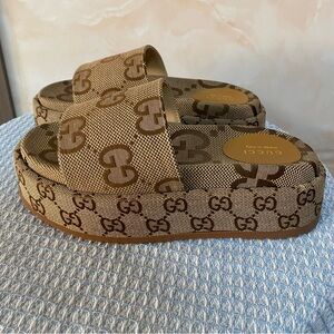 Gucci Women's Tan Slide Sandals